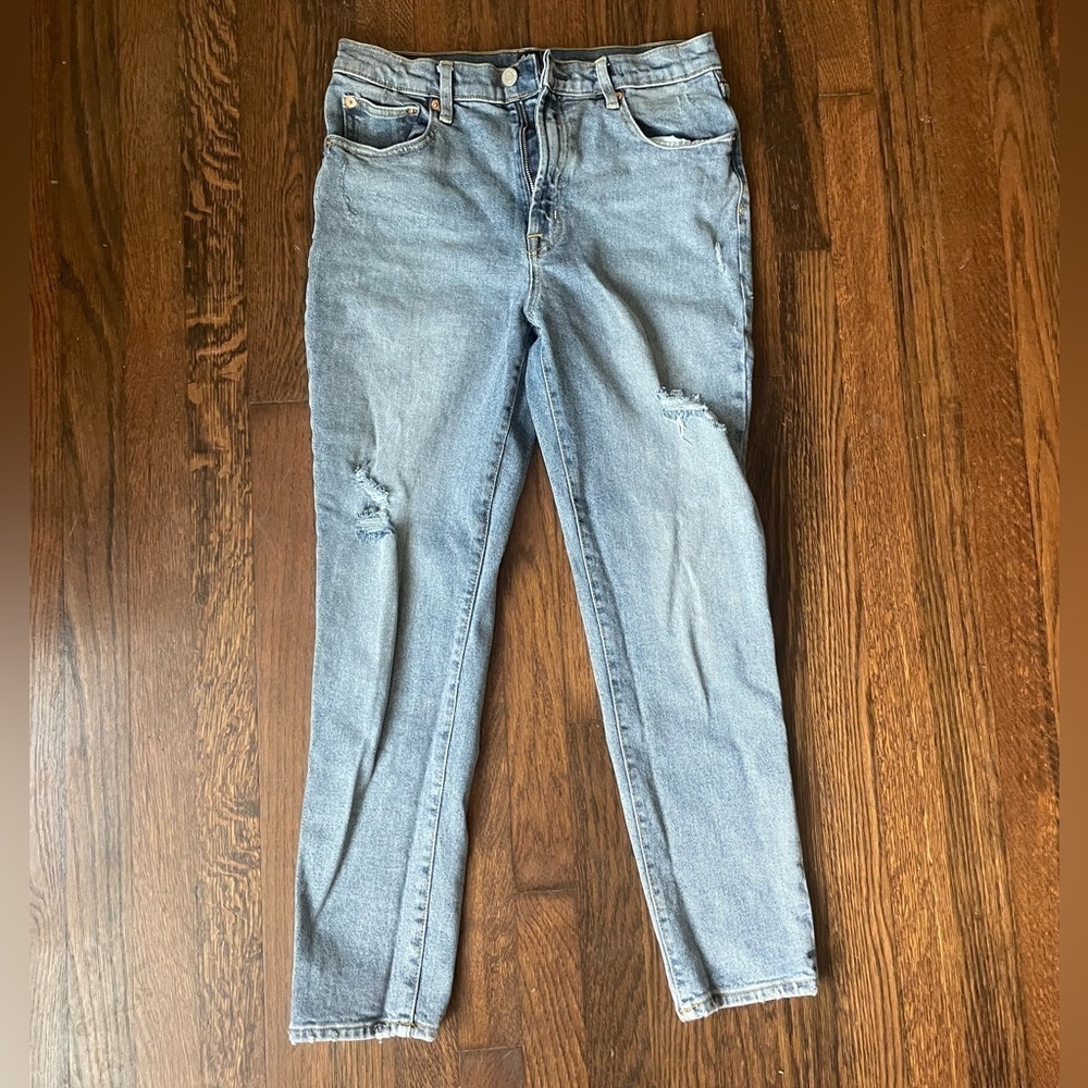 Gap true skinny distressed jean